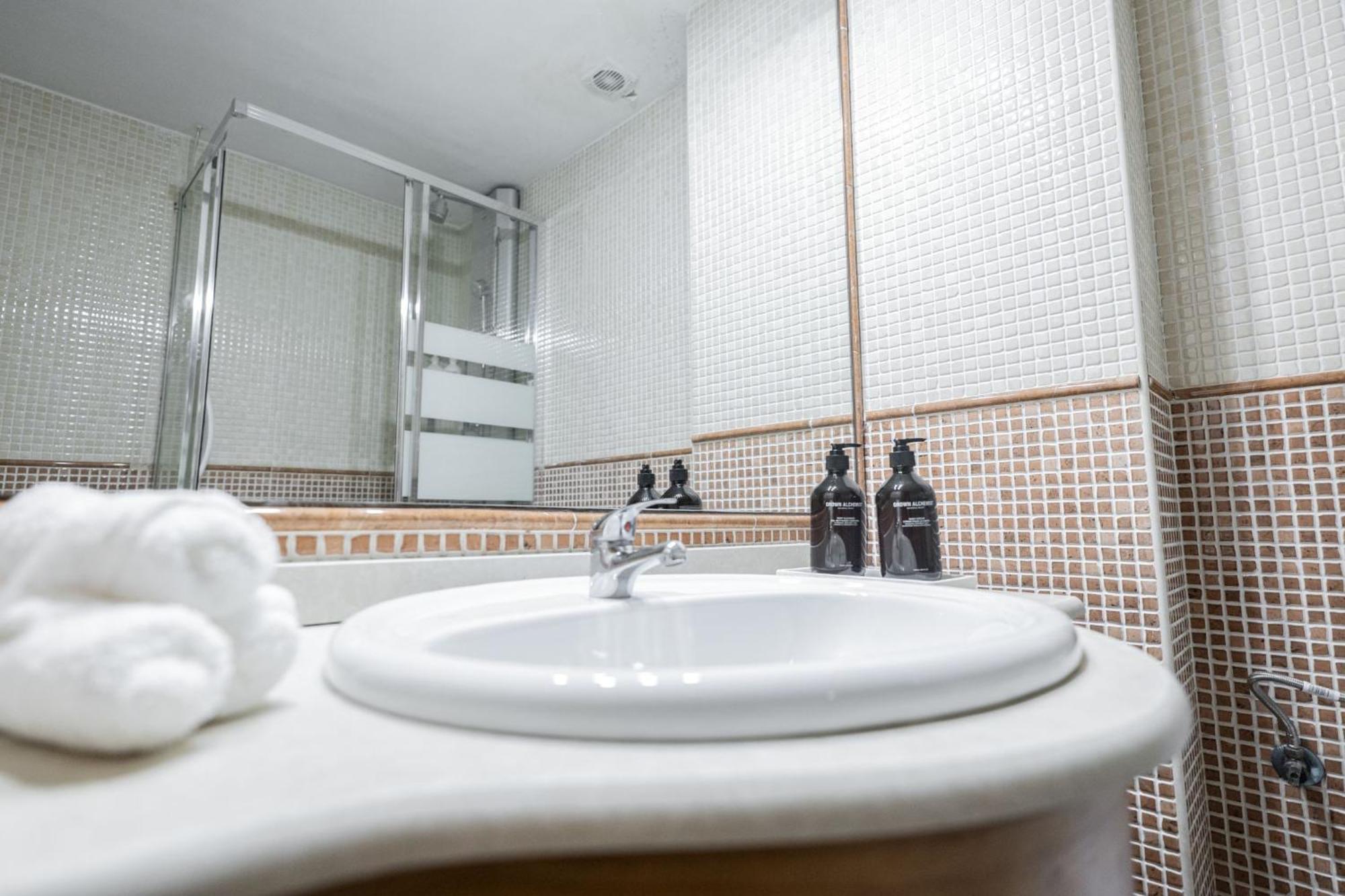 Brand New One Bedroom Located In Chueca Apartamento *